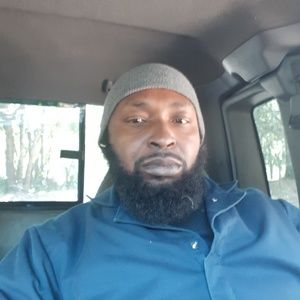 Meet your Posher, Damon